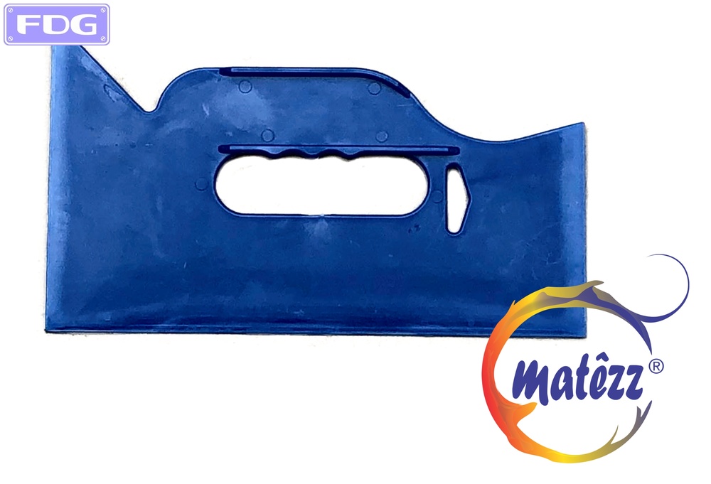 Alisadora Plastica 25x15cm c/mango "Matezz"